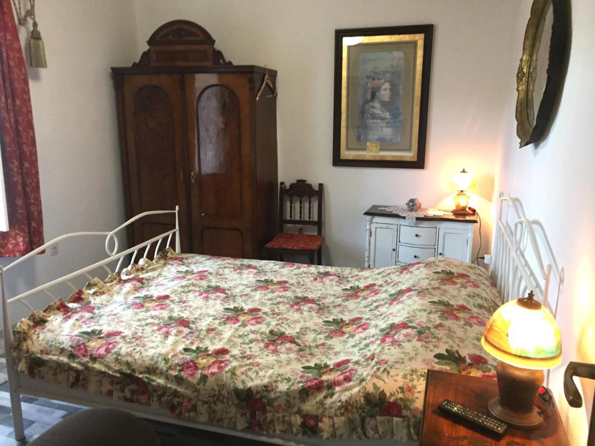 Vintage House For Rent 60M From Sea Apartman Baška Voda Kültér fotó