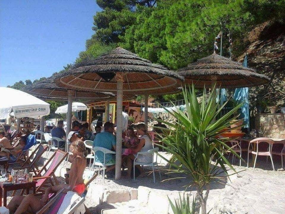 Vintage House For Rent 60M From Sea Apartman Baška Voda Kültér fotó