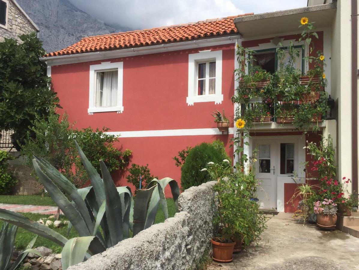 Vintage House For Rent 60M From Sea Apartman Baška Voda Kültér fotó